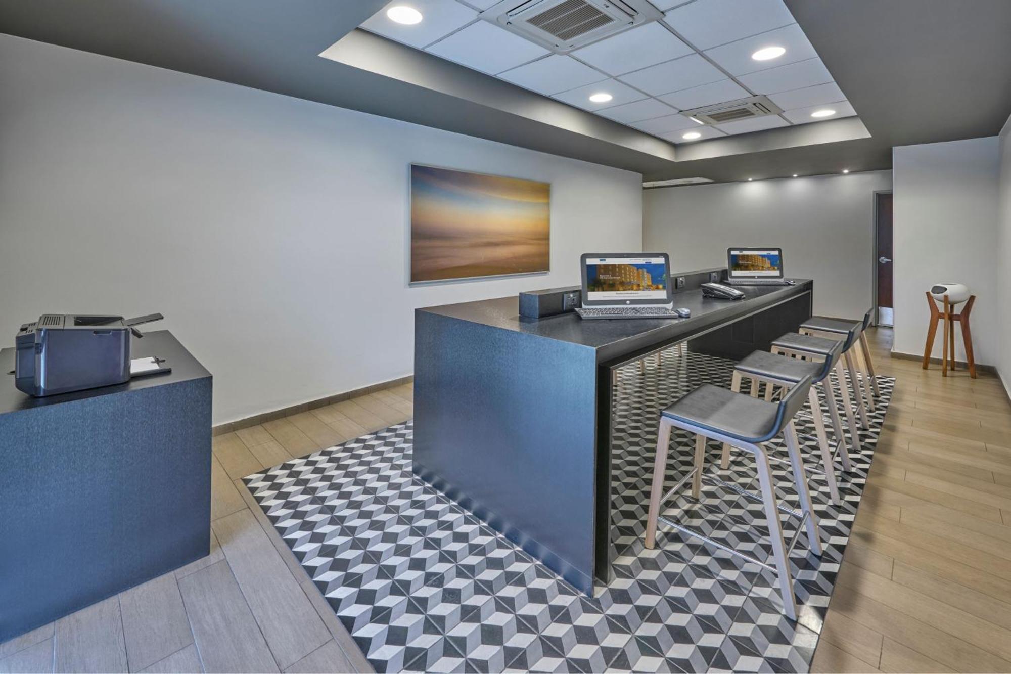 City Express Plus By Marriott Ciudad De Mexico Periferico Sur Tlalpan Екстериор снимка